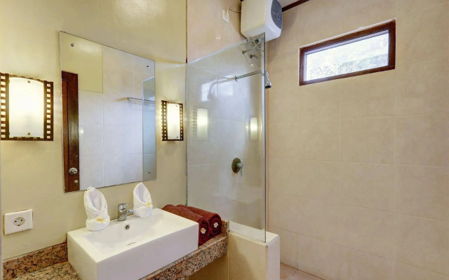 Nipuri Hotel
