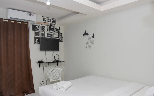 Cozy and Comfy Studio at Amethyst Apartment