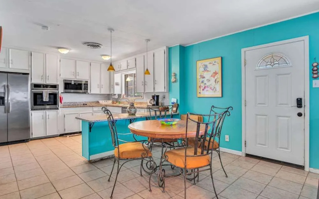 Paradise Retreat by Silver Sands Vacation Rentals