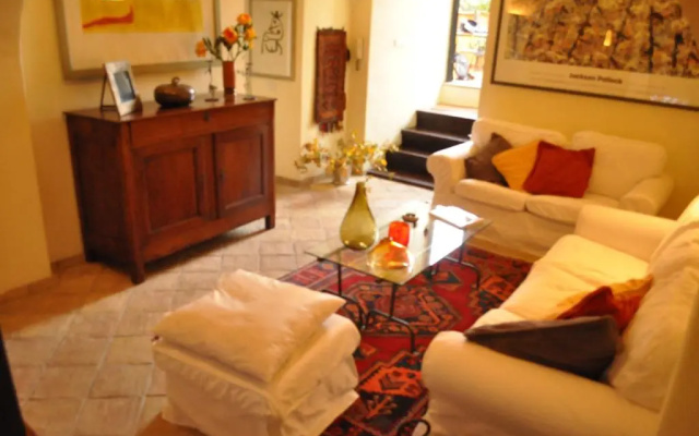 Onofrio Flat