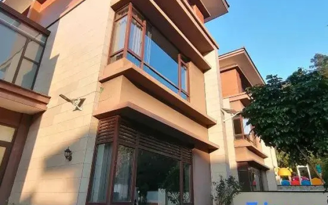 Boyue Apartment (Qingyuan Fogang Evergrande Yiquan Four Seasons)