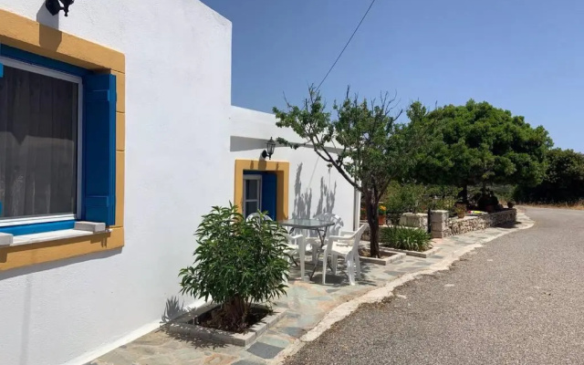Lourantianika house