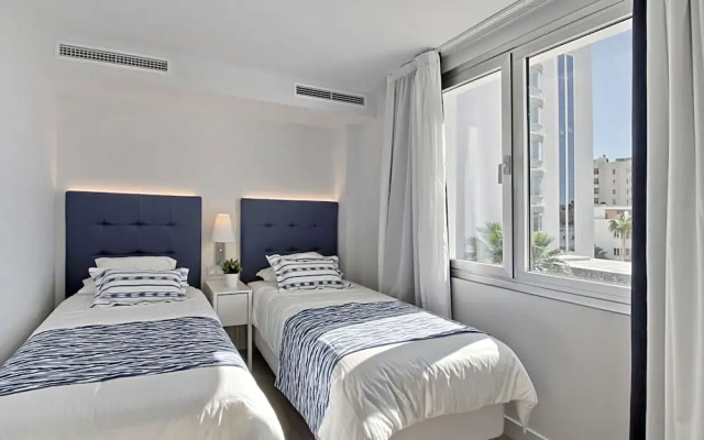 Carihuela Suites