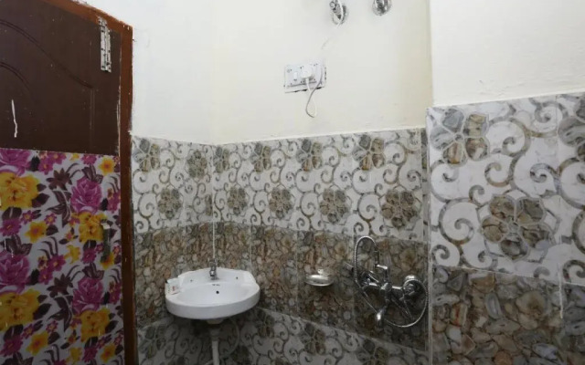 Hotel Wonderis By OYO Rooms