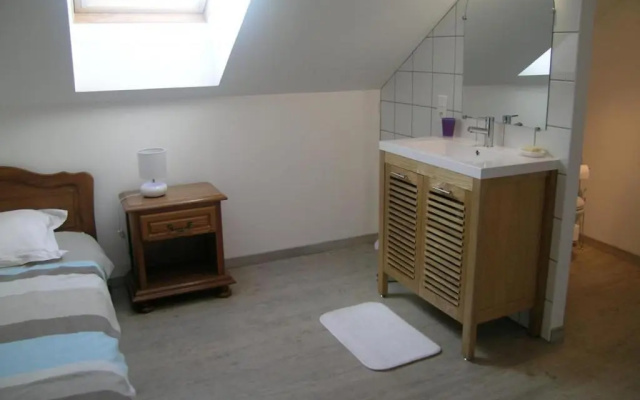 Gîte Urçay, 6 pièces, 8 personnes - FR-1-489-128