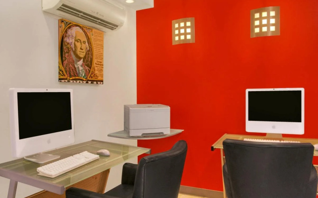 Kimpton George Hotel by IHG