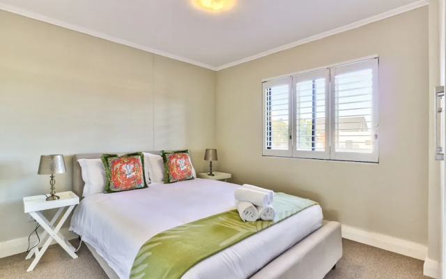 2 Bedroom Apartment in Century City