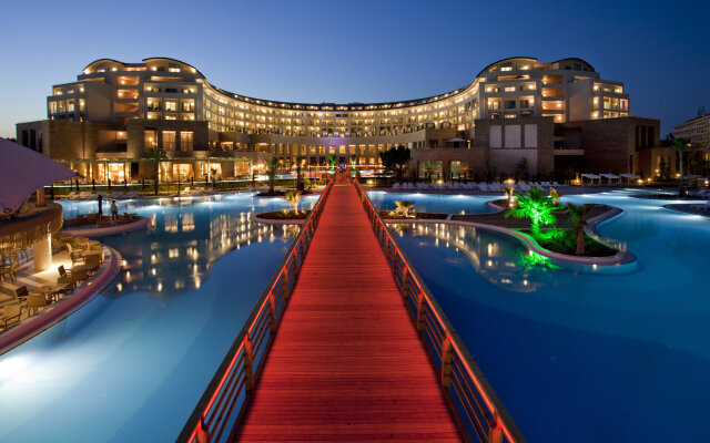 Отель Kaya Palazzo Golf Resort пляж