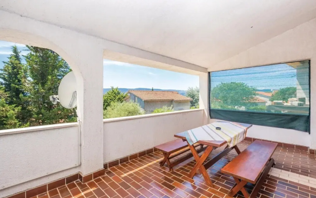 Stunning Apartment in Pinezici With 2 Bedrooms and Wifi