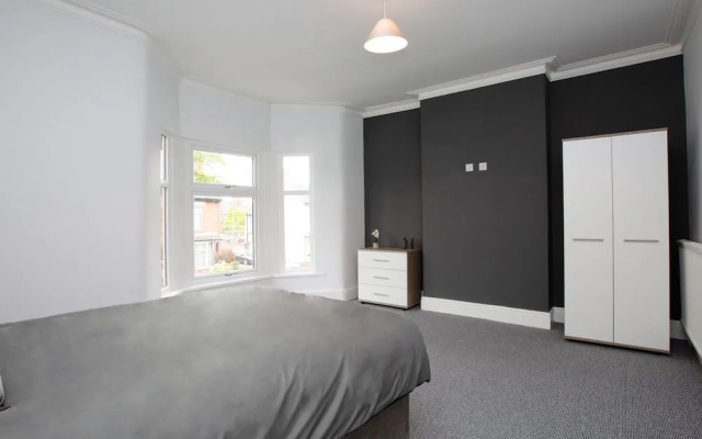 Crewe Rooms Ruskin Road