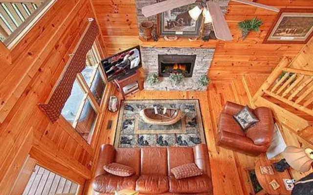 Dancing Bear Lodge by RedAwning