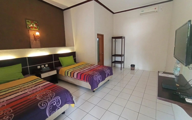 OYO 798 Yokima Beach Hotel