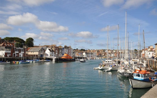Harbourside Apartment