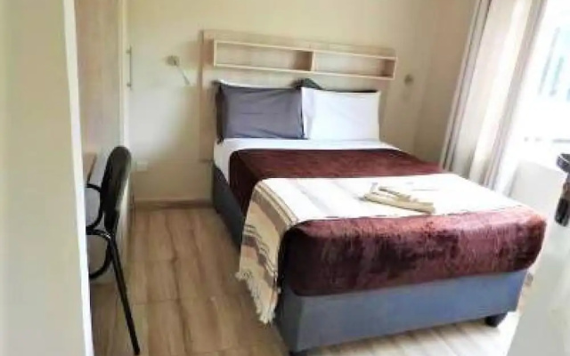 2 Bed Apartment With En-suite Kitchenette - 2065