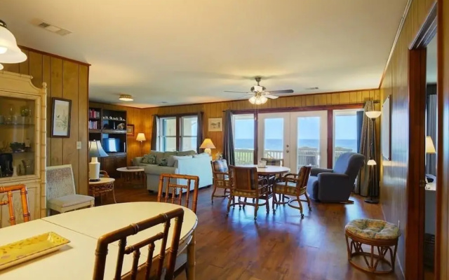Time Out - 4 Br Home