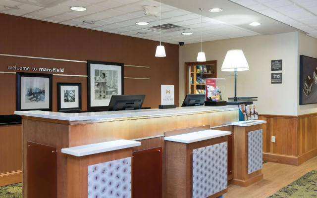 Hampton Inn and Suites Mansfield South
