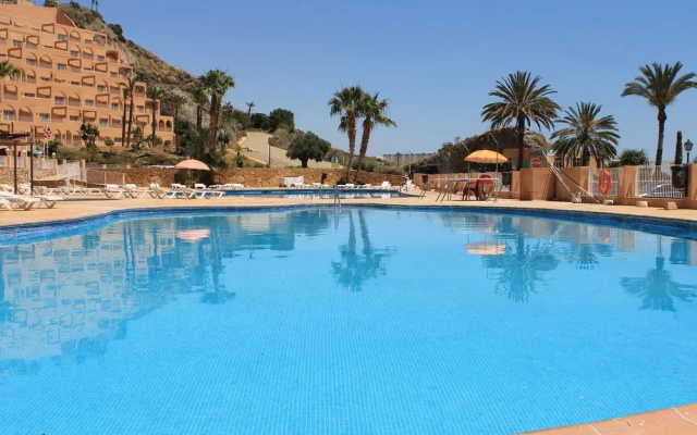 Suite Hotel Puerto Marina