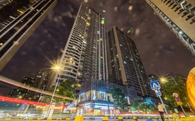 Roomme Huanju Apartment (Guangzhou Zhujiang New Town R&F Dongshan New World)