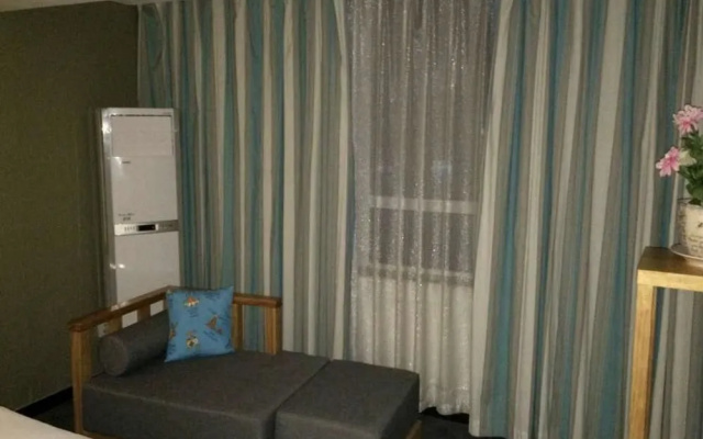 Yijia Room (Weifang Station)