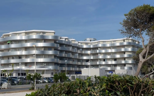 Apartment in Le Lotus Blanc With Sea View