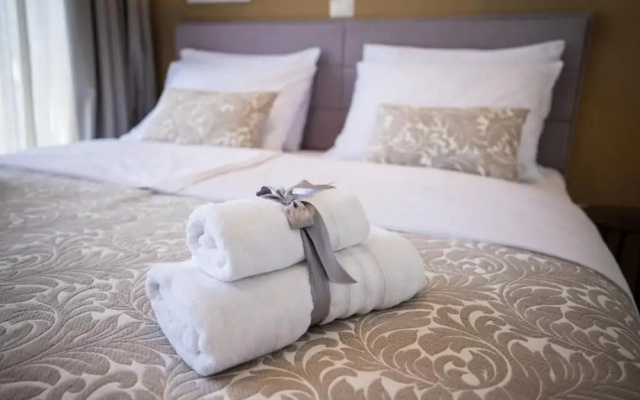 Penthouse Suite Arben
