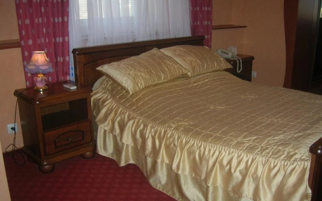 Eduard Hotel
