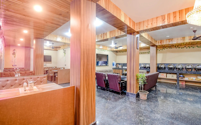 FabHotel Rikhila's Regency