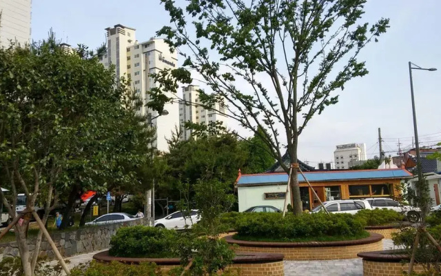 Shinsiwa Hanok Guesthouse 2 (Green Way Park)