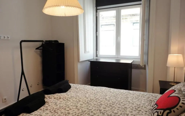 Lisbon Center Modern Art Apartment
