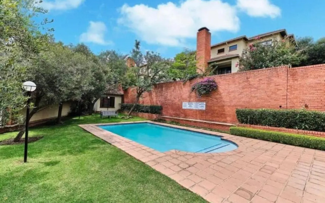 Luxury 2 Bedroom Apartment Near Monte Casino, Johannesburg