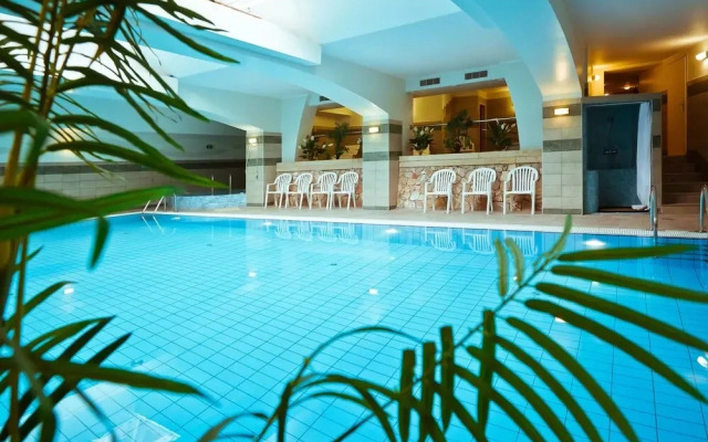 Holiday Club Apartman Hotel