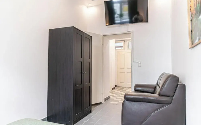 Modern Cozy Studio With City Access
