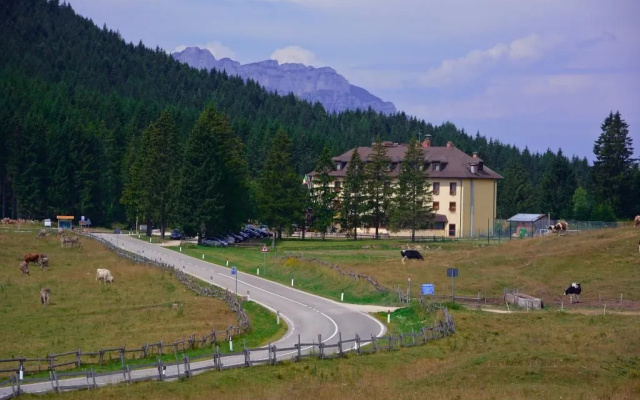 Hotel Vezzena