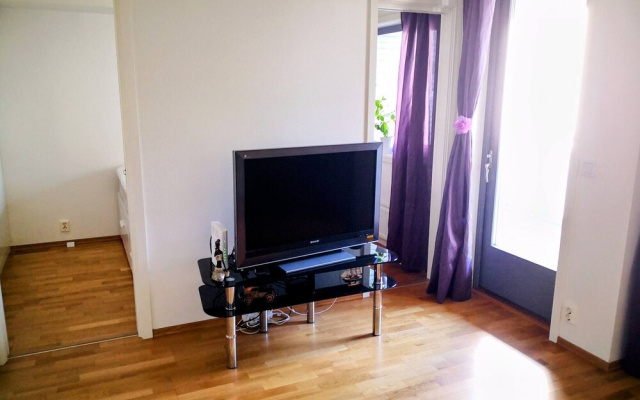 "moderne Fully Furnished and Equipped City Apartment W/balcony/garden/parking"