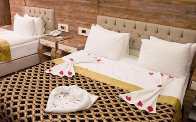 Enliva Hotel