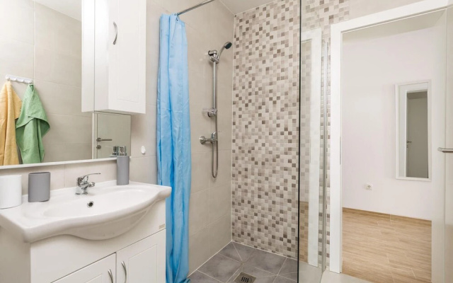 Beautiful Apartment in Vlasici With 1 Bedrooms and Wifi