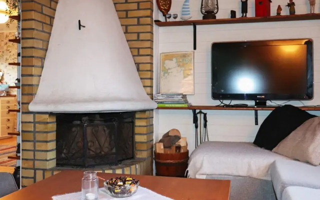 9 Person Holiday Home in Frandefors