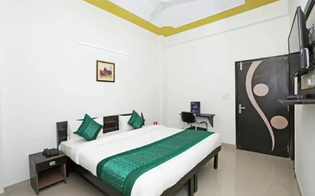 B-5 Kalish Park by OYO Rooms