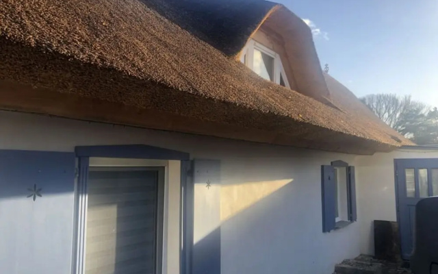 "laura" Comfortable Holiday Residence