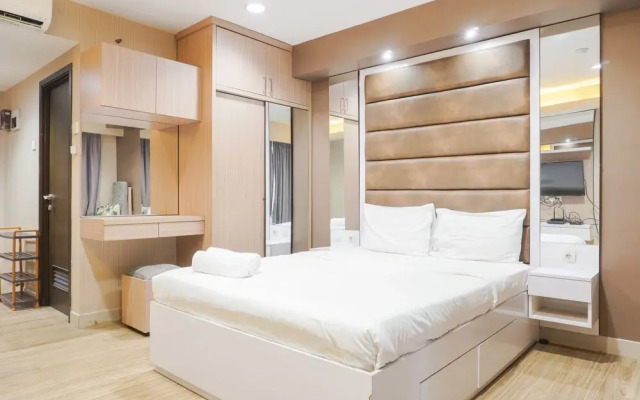 Minimalist Studio Room At Tamansari The Hive Apartment