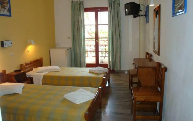 Estia Hotel & Studio