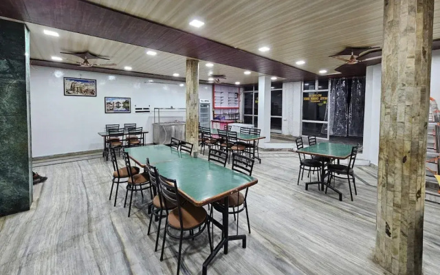 Chauhan Annexe