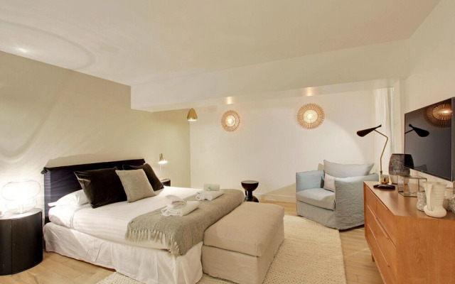 Pick A Flat's Chatelet Jour apartments