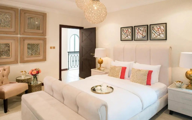 Nasma Luxury Stays - Frond L, Palm Jumeirah