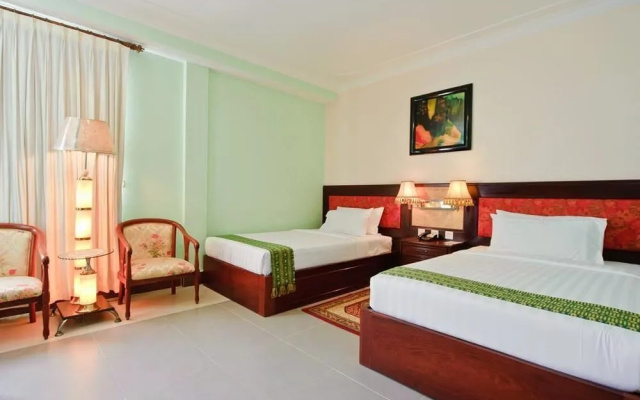 Nokorsamreth Olympic Hotel