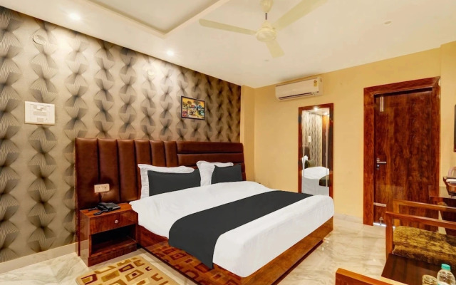 Super Townhouse OAK The Dev Regency