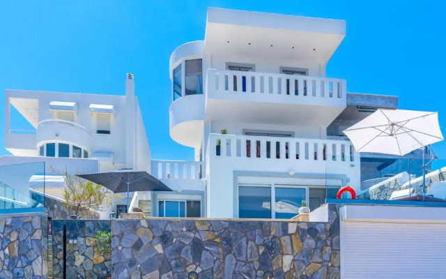 Cape Villa at Sounio