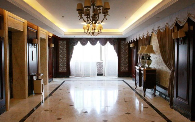 Four Seasons Fashion Hotel (Yongkang South Railway Station Xijinqiao Pedestrian Street)