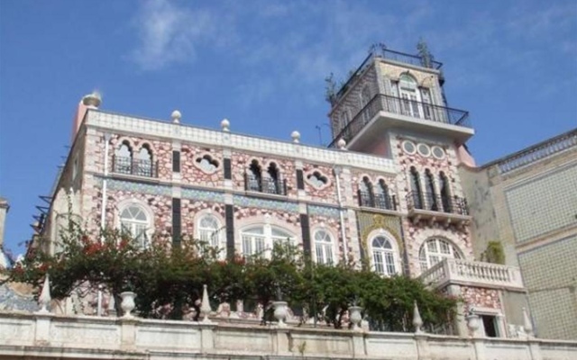 Отель Palacete Chafariz D'El Rei вид на фасад