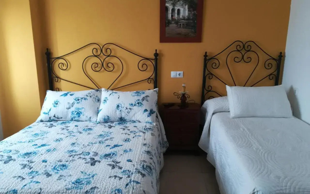Hostal Canamares